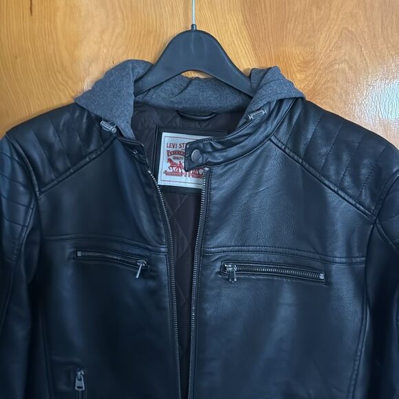 Levis Jacket Mens Medium Black Zip Pockets Faux Leather - Picture 2 of 4